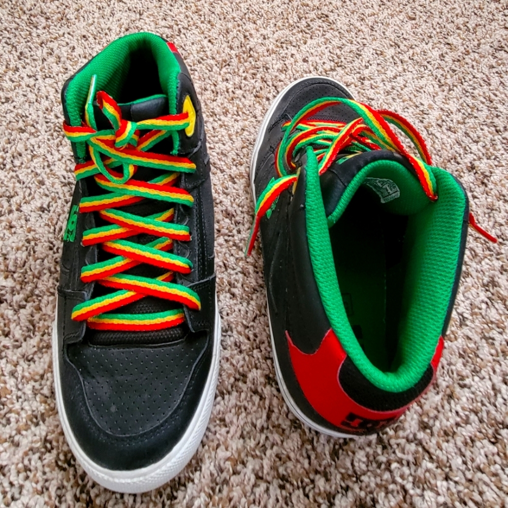 DC shoes